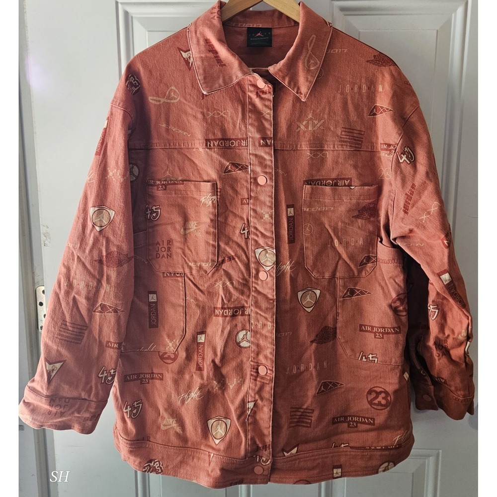 Jordan Women's Trucker Jacket Oversized S Light Sienna Allover Print DX0384